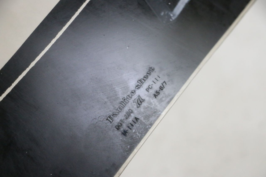 photo de WINDSCHERM KAWASAKI GPX R WARBIRD 600 (1988 - 1993) - Detail van het onderdeel