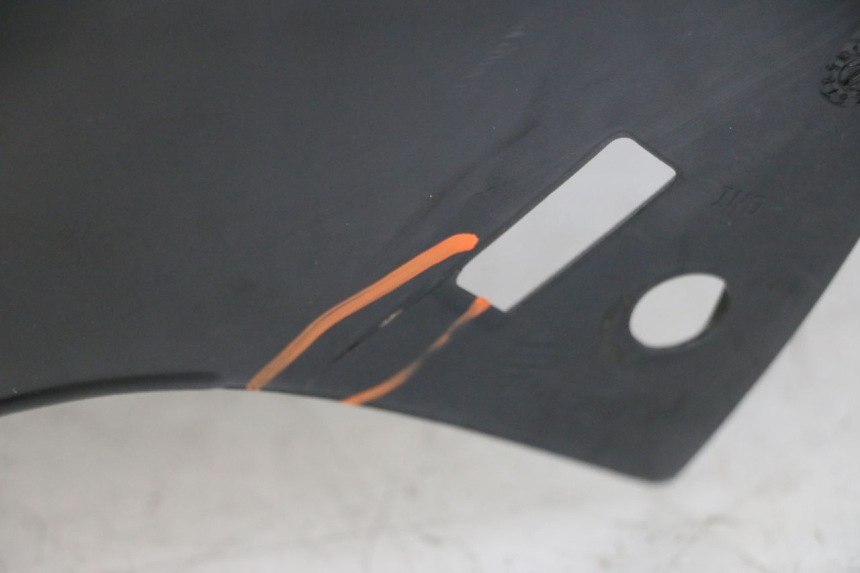 photo de WINDSCHERM PEUGEOT ELYSTAR 50 (2002 - 2014) - Detailaanzicht