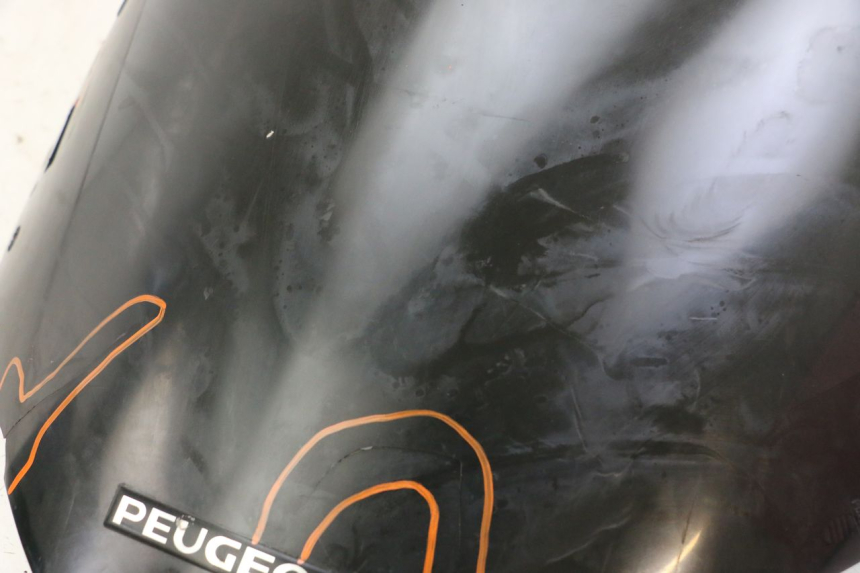 photo de WINDSCHERM PEUGEOT ELYSTAR 50 (2002 - 2014) - Zoom op gebruiksstaat