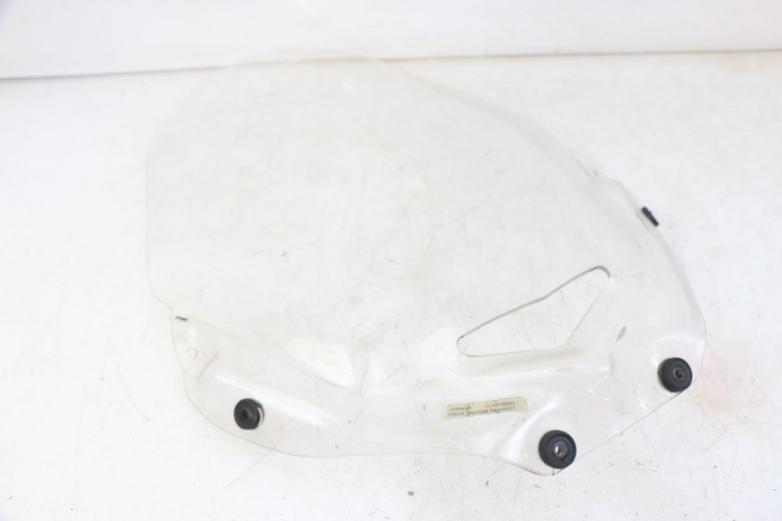 photo de WINDSCHERM PEUGEOT SATELIS COMPRESSOR K15 125 (2006 - 2009) - Bevestigingspunten