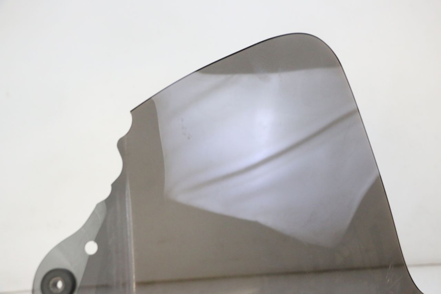 photo de WINDSCHERM PEUGEOT SATELIS 125 (2013 - 2018) - Technische close-up