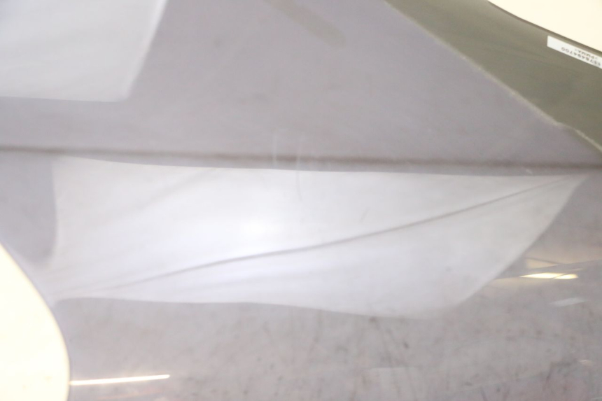 photo de WINDSCHERM PEUGEOT SATELIS 125 (2013 - 2018) - Zoom op gebruiksstaat