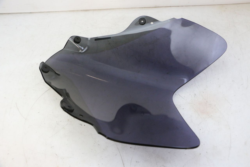 photo de WINDSCHERM PEUGEOT SATELIS 125 (2013 - 2018) - Bevestigingspunten