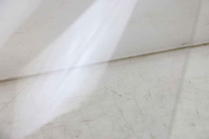 photo de WINDSCHERM SUZUKI BURGMAN 125 (2018 - 2021) - Staat van het oppervlak