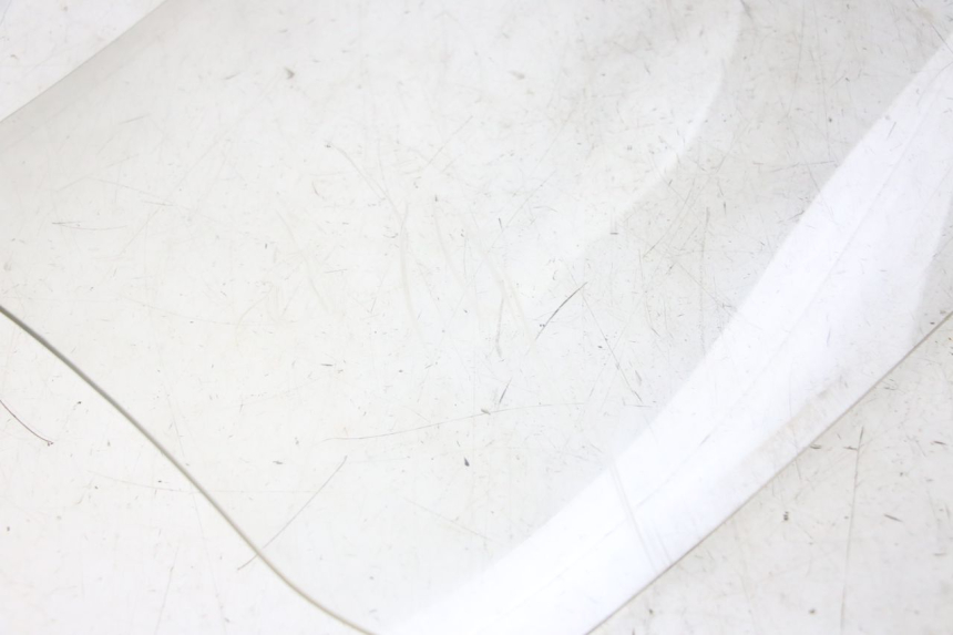 photo de WINDSCHERM SUZUKI BURGMAN 125 (2015 - 2017) - Kenmerkende details