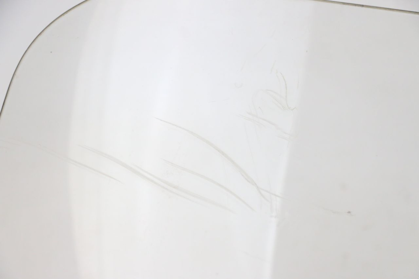 photo de WINDSCHERM SUZUKI BURGMAN 125 (2015 - 2017) - Detailaanzicht