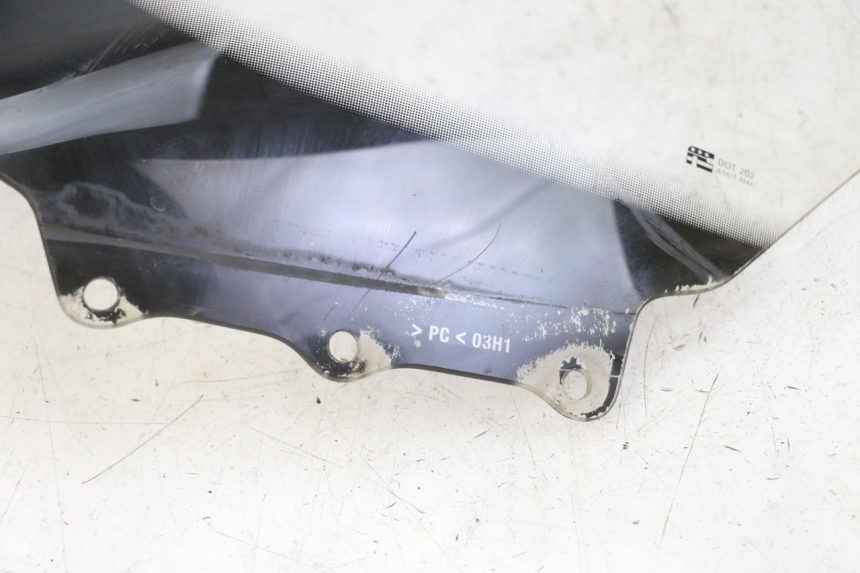 photo de WINDSCHERM SUZUKI BURGMAN 125 (2015 - 2017) - Staat van het oppervlak