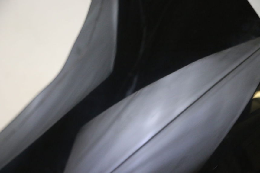 photo de WINDSCHERM SUZUKI SV S 650 (2003 - 2009) - Detail van het onderdeel