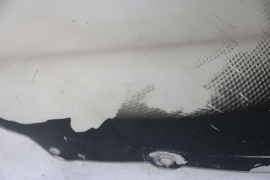 photo de WINDSCHERM SUZUKI UH BURGMAN 125 (2002 - 2006) - Focus op structuur