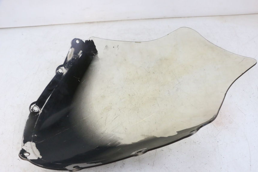 photo de WINDSCHERM SUZUKI UH BURGMAN 125 (2002 - 2006) - Bevestigingspunten