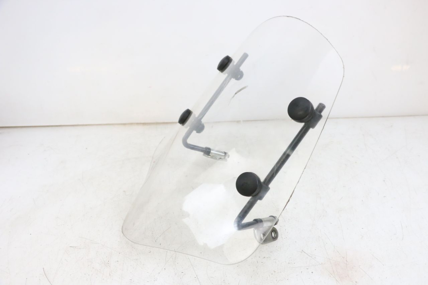 photo de WINDSCHERM BEELINE VELOCE 4T 50 (2011 - 2020) - Kenmerkende details