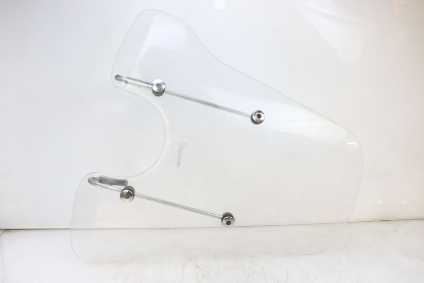 photo de WINDSCHERM PIAGGIO VESPA GTS SUPER IE 125 (2009 - 2016) - Detail van het onderdeel