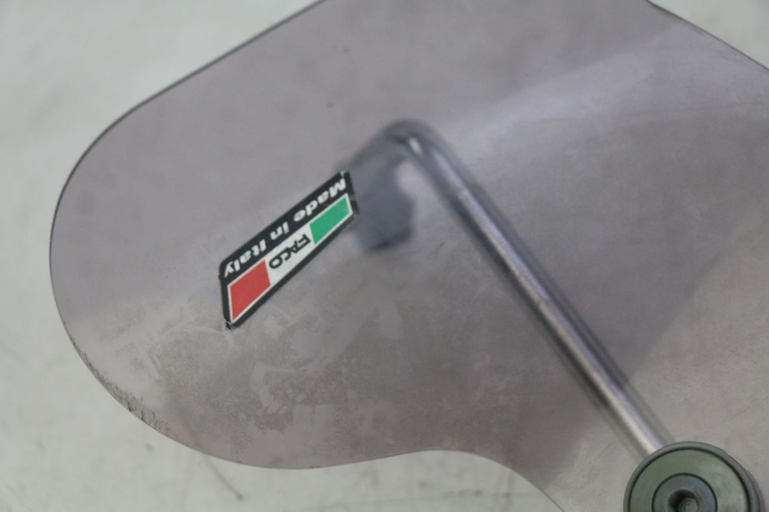 photo de WINDSCHERM PIAGGIO VESPA SPRINT 2T 50 (2014 - 2018) - Kenmerkende details