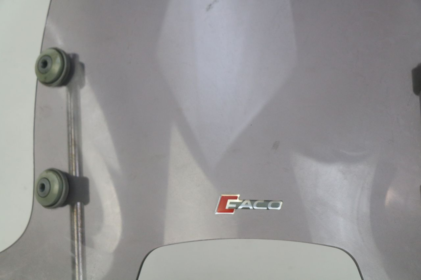 photo de WINDSCHERM PIAGGIO VESPA SPRINT 2T 50 (2014 - 2018) - Detailaanzicht