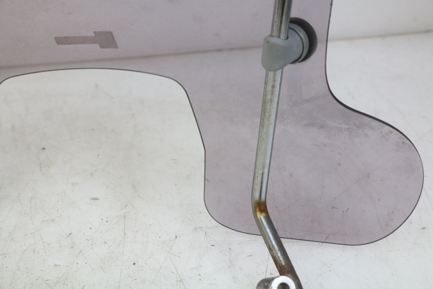 photo de WINDSCHERM PIAGGIO VESPA SPRINT 2T 50 (2014 - 2018) - Zoom op gebruiksstaat