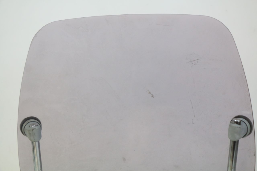 photo de WINDSCHERM PIAGGIO VESPA SPRINT 2T 50 (2014 - 2018) - Technische close-up