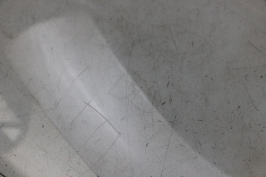 photo de WINDSCHERM YAMAHA X-MAX XMAX ABS 250 (2010 - 2014) - Bevestigingspunten