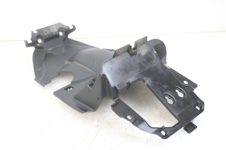 photo de ACHTERWIELBEUGEL YAMAHA AEROX 2T 50 (2013 - 2017) - Technische close-up