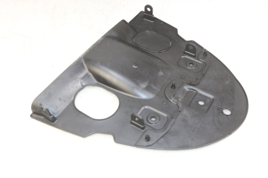 photo de ACHTERWIELBEUGEL KYMCO AGILITY 16+ 4T 50 (2018 - 2023) - Detail van het onderdeel