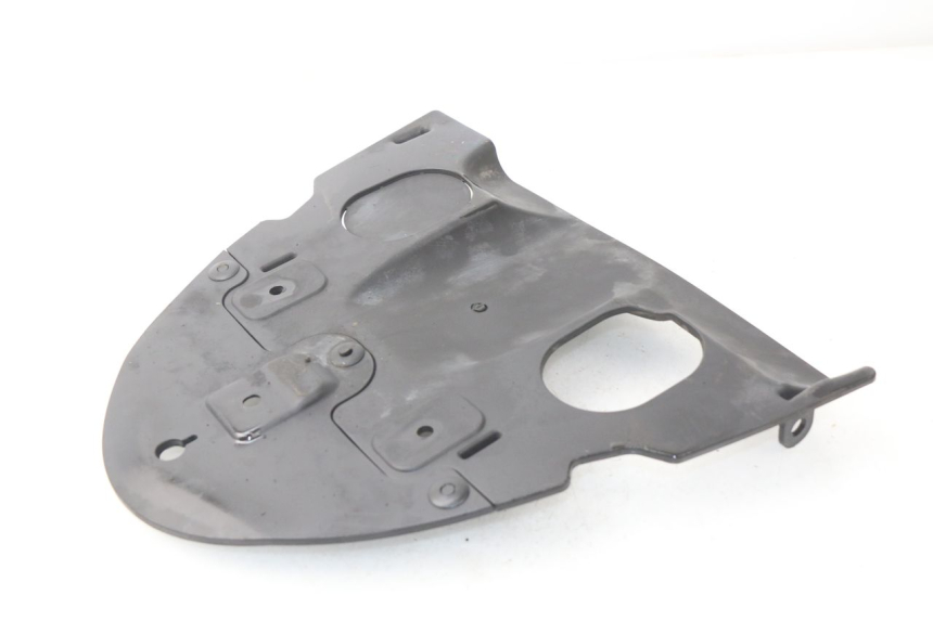 photo de ACHTERWIELBEUGEL KYMCO AGILITY CITY 2T 50 (2008 - 2016) - Detail van het onderdeel