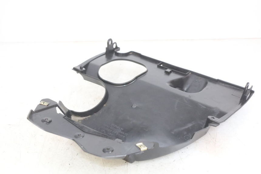 photo de ACHTERWIELBEUGEL KYMCO AGILITY NAKED RENOUVO 2T 50 (2011 - 2018) - Andere kijkhoek