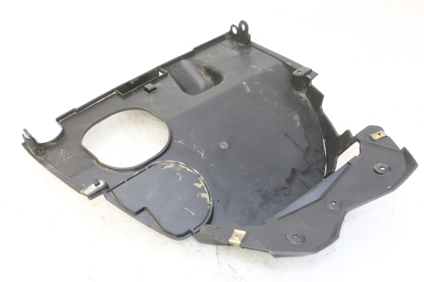 photo de ACHTERWIELBEUGEL KYMCO AGILITY NAKED RENOUVO 2T 50 (2011 - 2018) - Zoom op gebruiksstaat