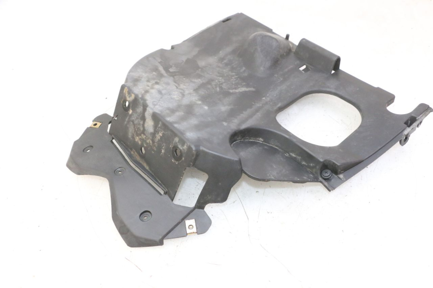 photo de ACHTERWIELBEUGEL KYMCO AGILITY NAKED RENOUVO 2T 50 (2011 - 2018) - Bevestigingspunten