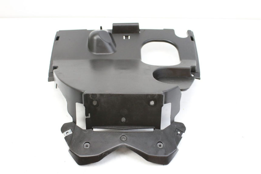 photo de ACHTERWIELBEHUIZING KYMCO AGILITY NAKED RENOUVO 4T 50 (2018 - 2020) - Detail van het onderdeel