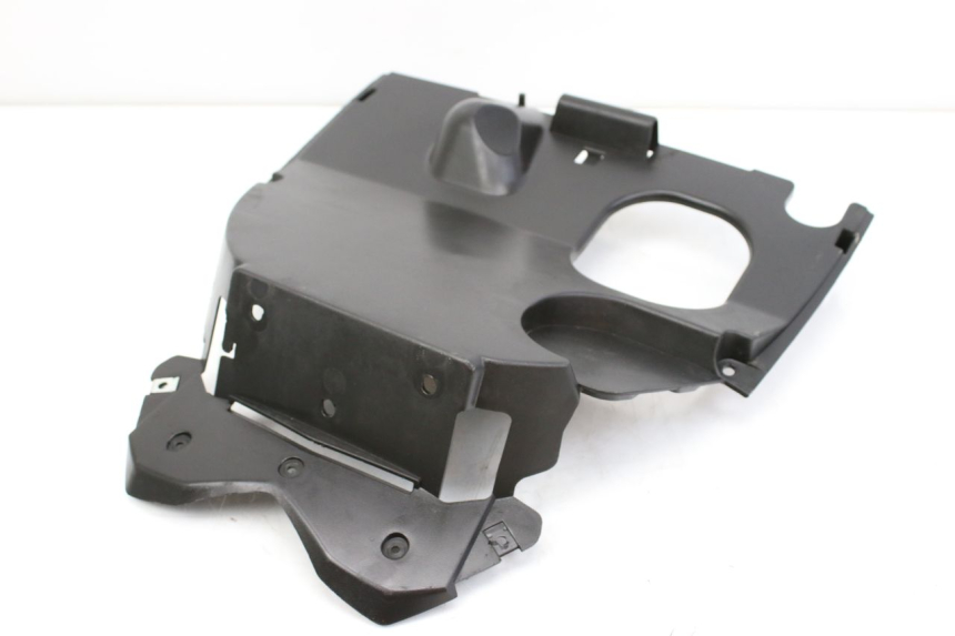 photo de ACHTERWIELBEHUIZING KYMCO AGILITY NAKED RENOUVO 4T 50 (2018 - 2020) - Zoom op gebruiksstaat