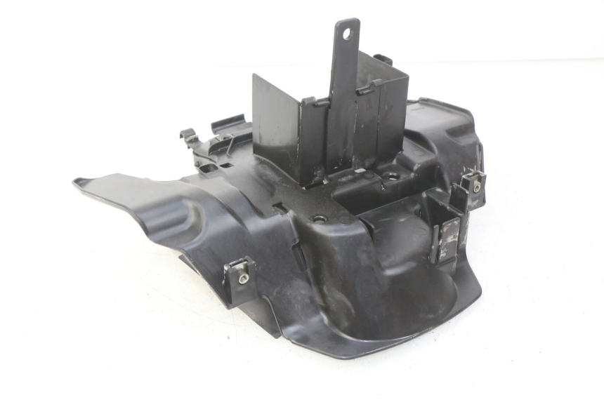 photo de ACHTERWIELBEUGEL HONDA BALI EX 100 (1996 - 2000) - Detail van het onderdeel