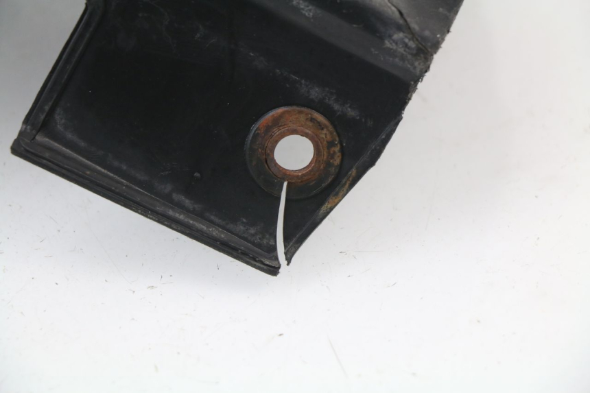 photo de ACHTERWIELBEUGEL HONDA CG 125 (1996 - 1998) - Zoom op gebruiksstaat