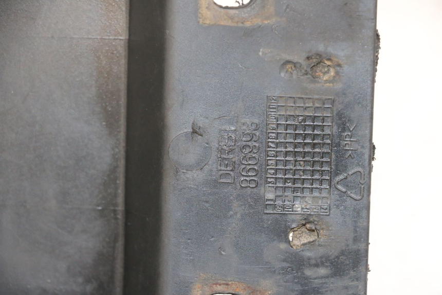 photo de ACHTERWIELBEUGEL DERBI SENDA SM DRD X-TREME 50 (2011 - 2017) - Technische close-up