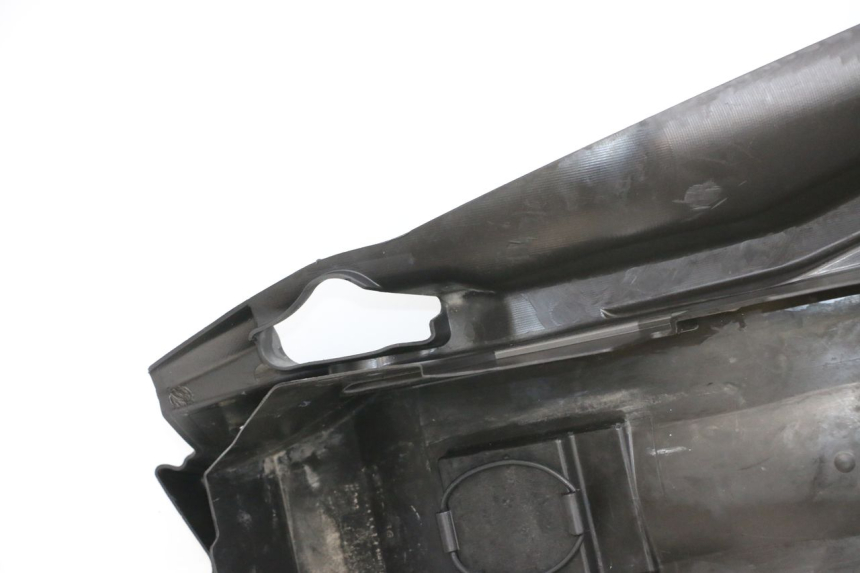 photo de ACHTERWIELBEUGEL SUZUKI DL V STROM 1000 (2002 - 2007) - Zoom op componenten