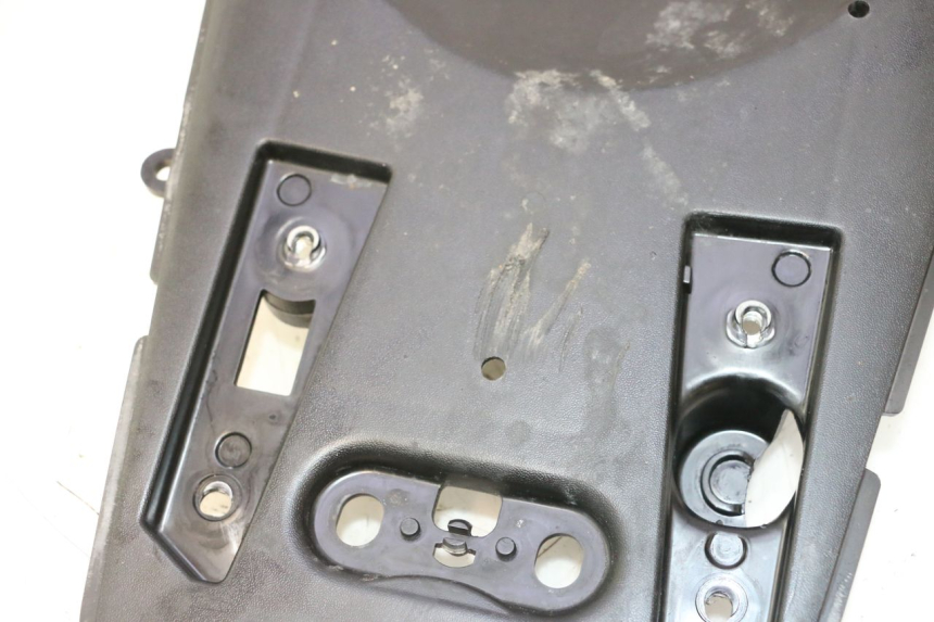 photo de ACHTERWIELDOORGANG KAWASAKI ER-6 ER6 N 650 (2005 - 2009) - Detail van het onderdeel