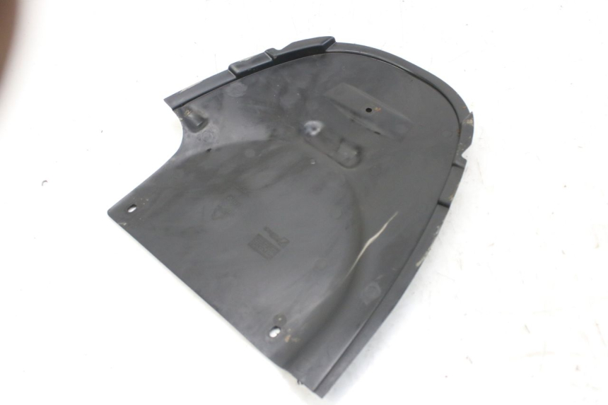 photo de ACHTERWIELBEHUIZING PIAGGIO FLY 4T 50 (2013 - 2017) - Zoom op gebruiksstaat