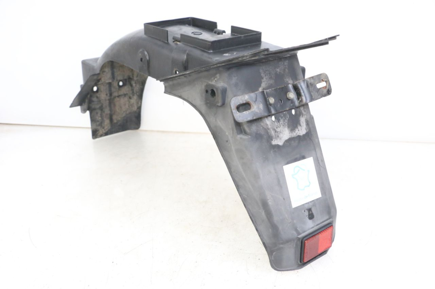photo de ACHTERWIELBEUGEL HYOSUNG GF 125 (2001 - 2005) - Bevestigingspunten