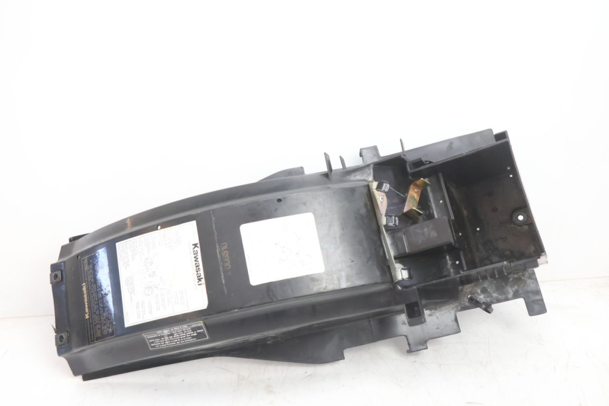 photo de ACHTERWIELDOORGANG KAWASAKI GPX F ZX750F 750 (1986 - 1990) - Detail van het onderdeel