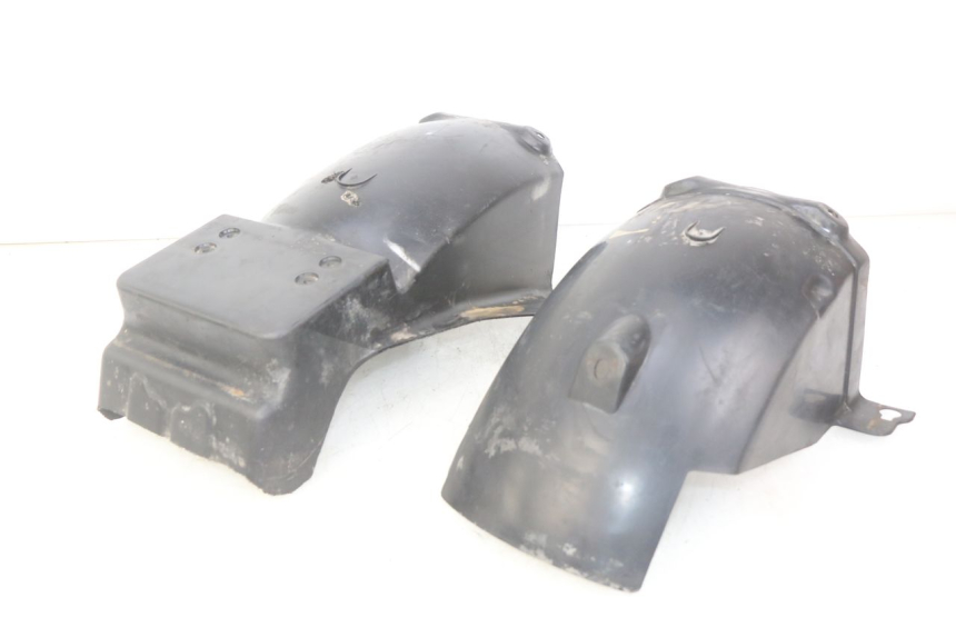 photo de ACHTERWIELBEUGEL SUZUKI GSX-F GSX  F 1100 (1988 - 1994) - Hoofdaanzicht