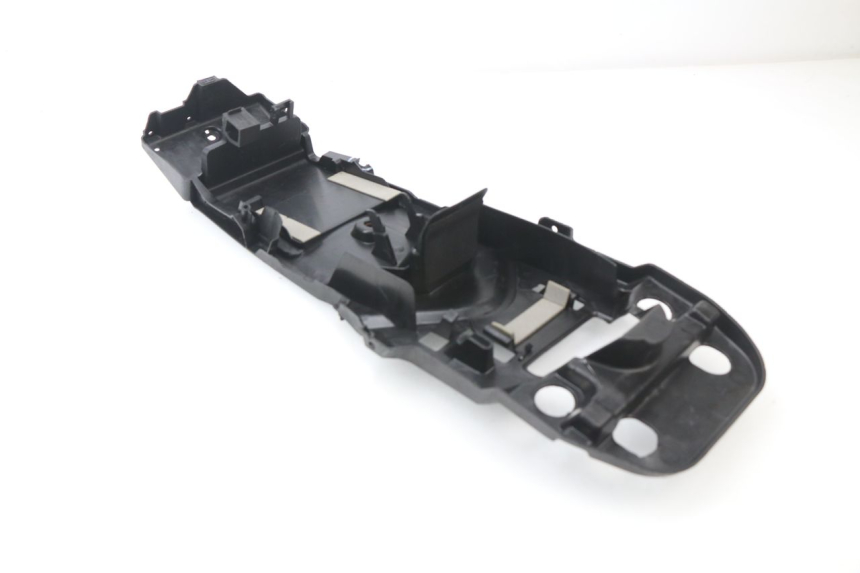 photo de ACHTERWIELBEUGEL SUZUKI GSX-R GSXR 600 (2008 - 2010) - Zoom op componenten