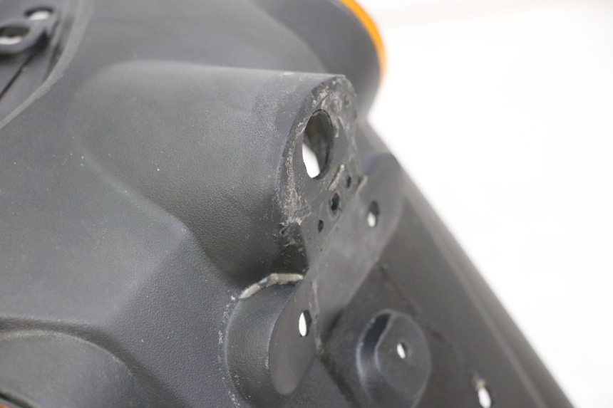 photo de ACHTERWIELBEUGEL PEUGEOT KISBEE 2T 50 (2018 - 2022) - Bevestigingspunten