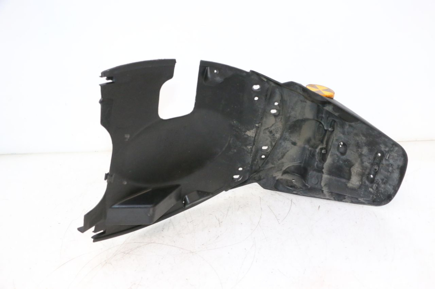 photo de ACHTERWIELBEUGEL PEUGEOT KISBEE 2T 50 (2010 - 2017) - Detail van het onderdeel