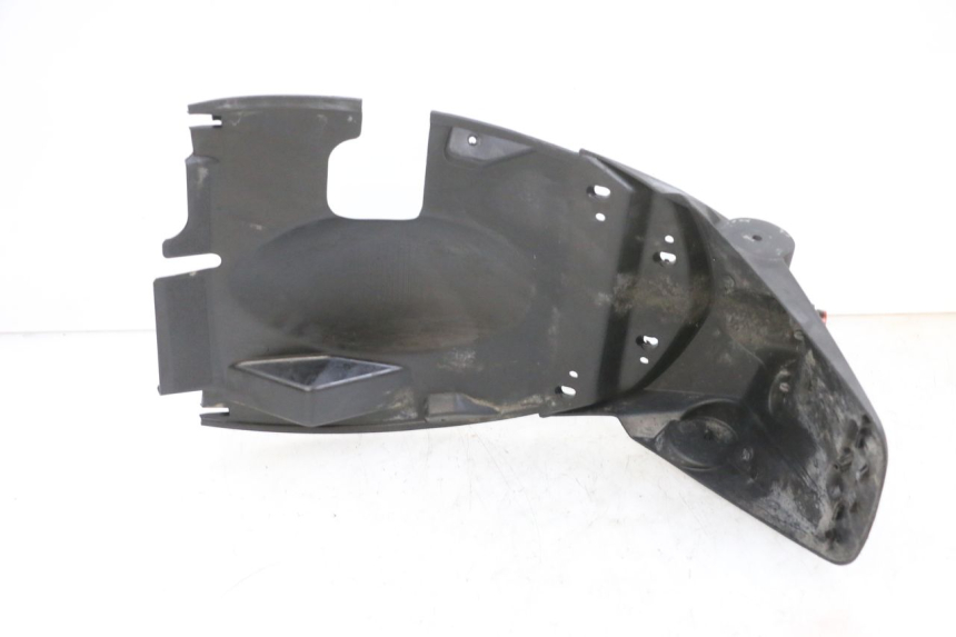 photo de ACHTERWIELBEUGEL PEUGEOT KISBEE 4T 50 (2010 - 2017) - Zoom op gebruiksstaat