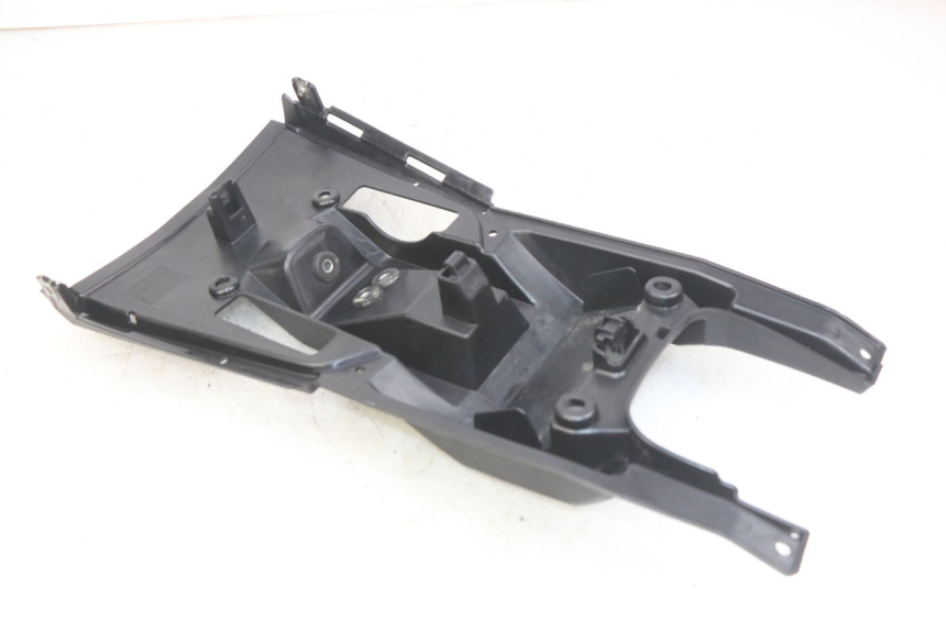 photo de ACHTERWIELBEHUIZING YAMAHA MT ABS 125 (2014 - 2018) - Zoom op gebruiksstaat