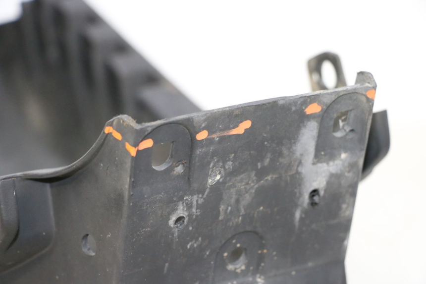 photo de ACHTERWIELBEUGEL HONDA NSR R 125 (1994 - 2003) - Zoom op gebruiksstaat