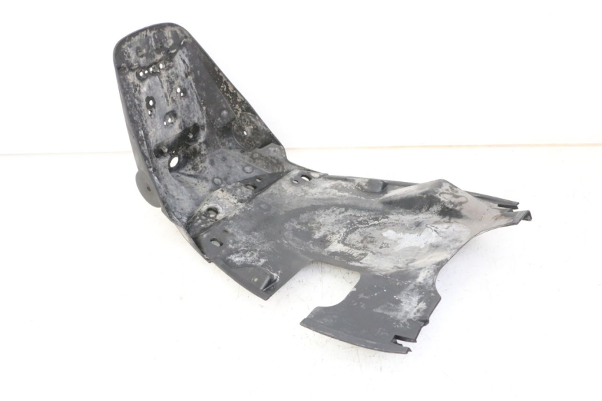 photo de ACHTERWIELBEUGEL PEUGEOT KISBEE 4T 50 (2018 - 2022) - Zoom op gebruiksstaat