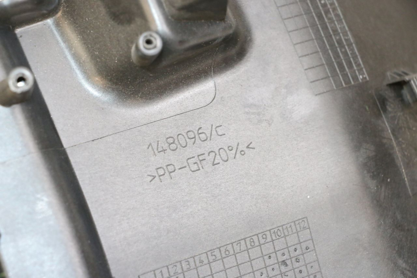 photo de ACHTERWIELBEUGEL ROYAL ENFIELD CONTINENTAL GT 650 (2019 - 2024) - Detail van het onderdeel