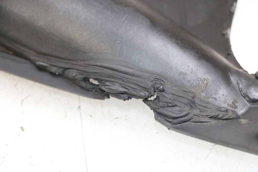 photo de ACHTERWIELBEUGEL APRILIA RS 50 (2006 - 2010) - Bevestigingspunten