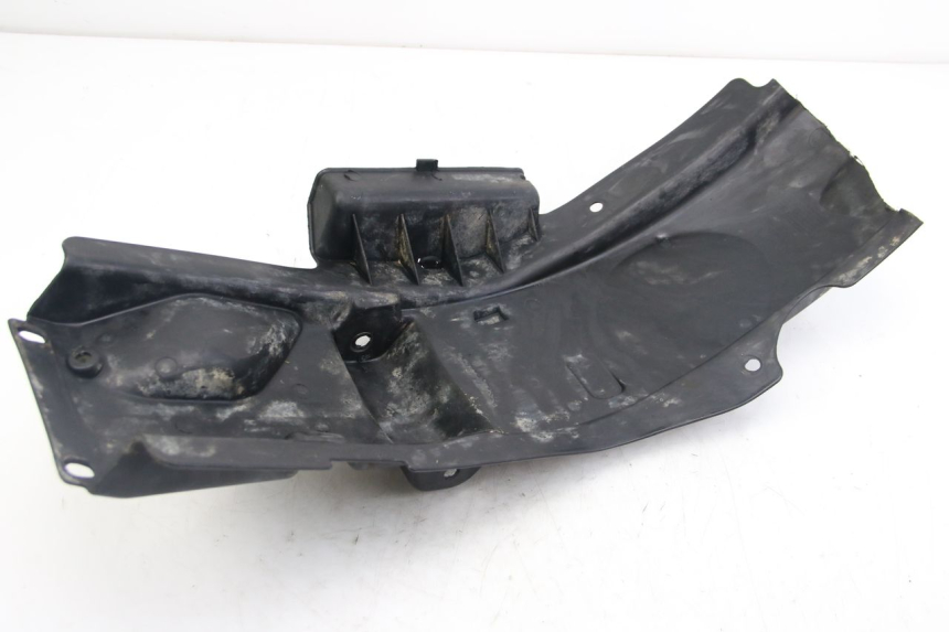 photo de ACHTERWIELBEUGEL HYOSUNG RT KARION 125 (2003 - 2007) - Bevestigingspunten