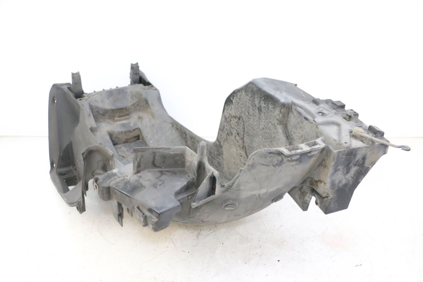 photo de ACHTERWIELBEUGEL HONDA ST PAN EUROPEAN 1300 (2002 - 2013) - Detail van het onderdeel