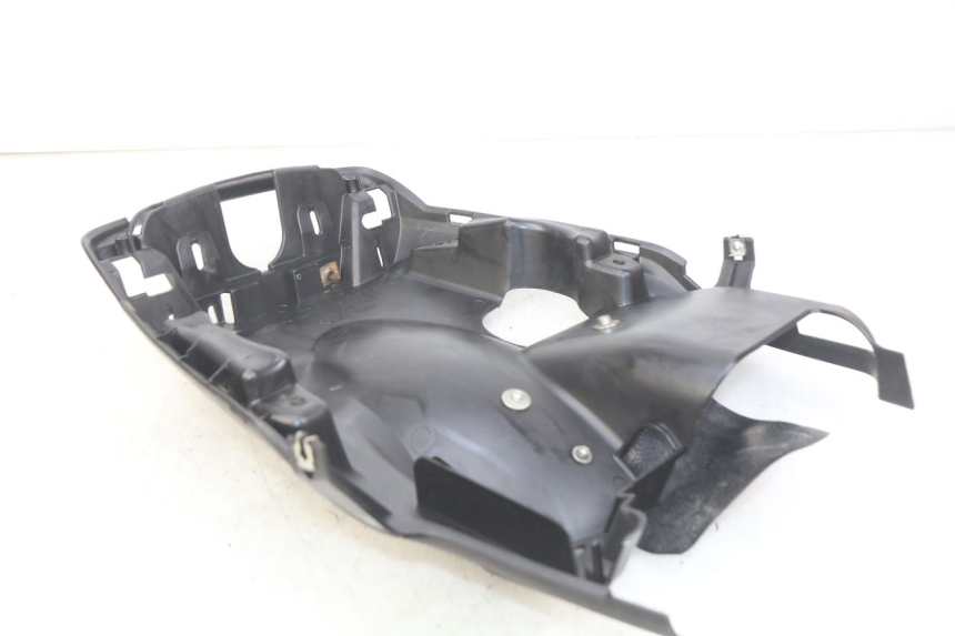 photo de ACHTERWIELBEUGEL MBK STUNT NAKED 50 (2004 - 2018) - Bevestigingspunten